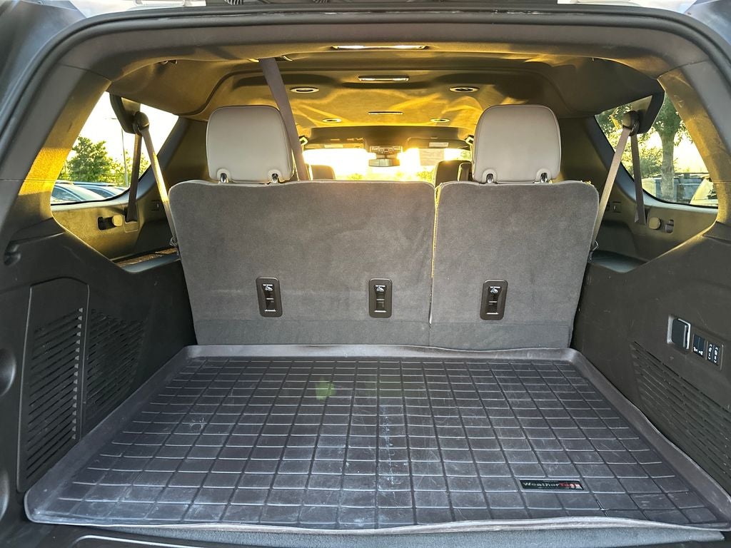 2024 GMC Yukon XL SLT