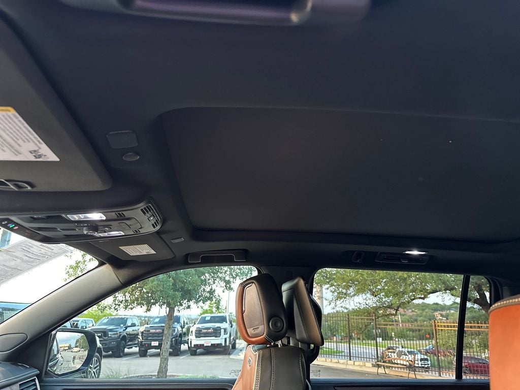2023 GMC Yukon XL Denali Ultimate