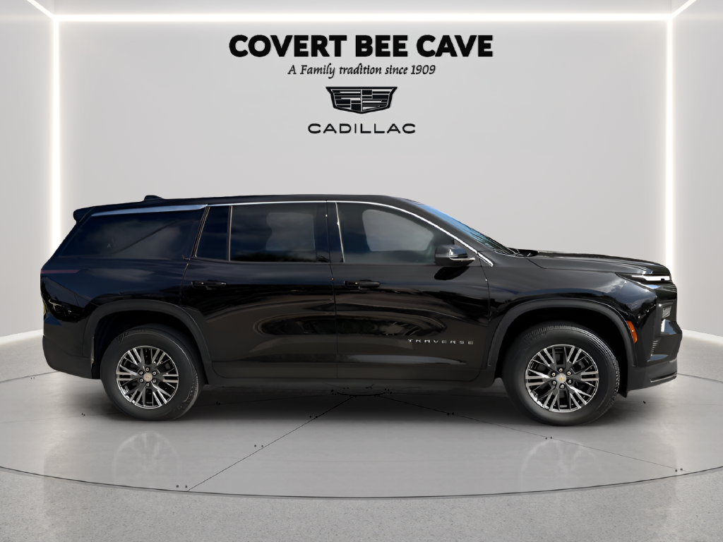 2024 Chevrolet Traverse LS
