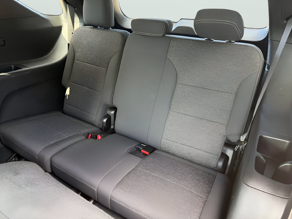2024 Chevrolet Traverse LS