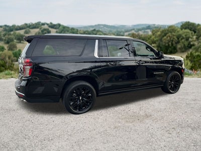 2023 Chevrolet Suburban High Country