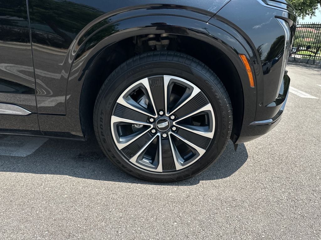 2026 Cadillac VISTIQ Sport