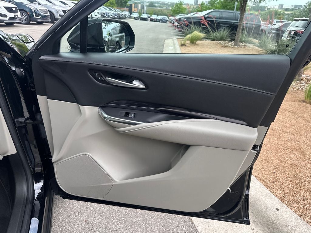 2023 Cadillac XT4 Luxury