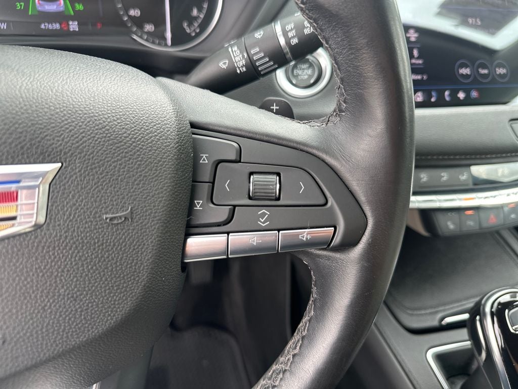 2023 Cadillac XT4 Luxury