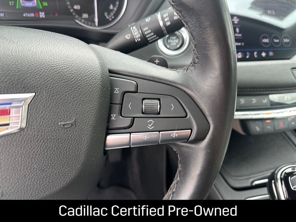 2023 Cadillac XT4 Luxury