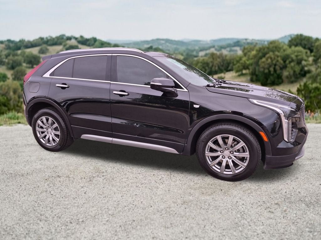 2023 Cadillac XT4 Premium Luxury