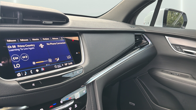 2024 Cadillac XT6 Luxury