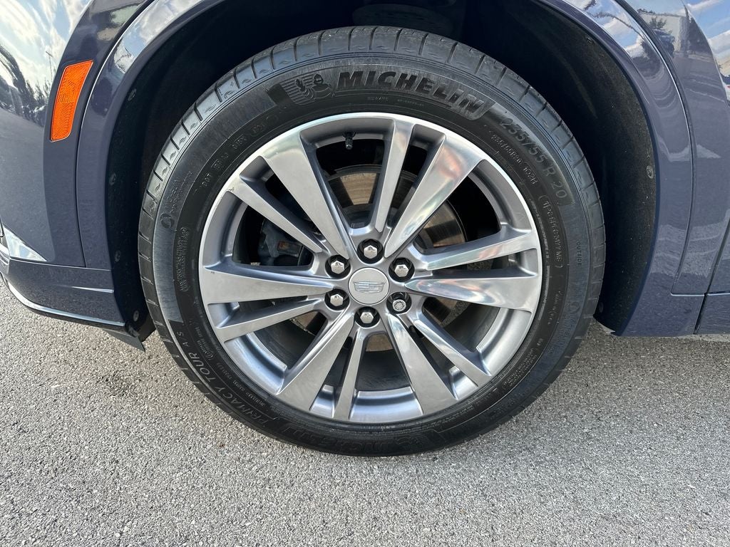 2024 Cadillac XT6 Premium Luxury