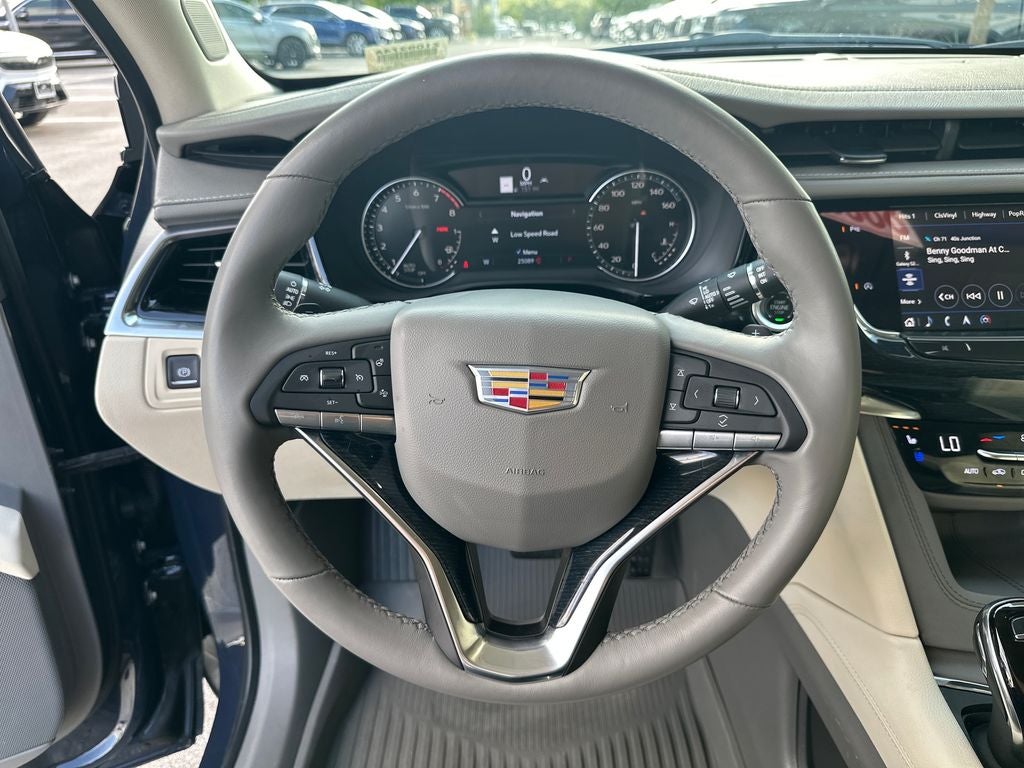 2024 Cadillac XT6 Premium Luxury