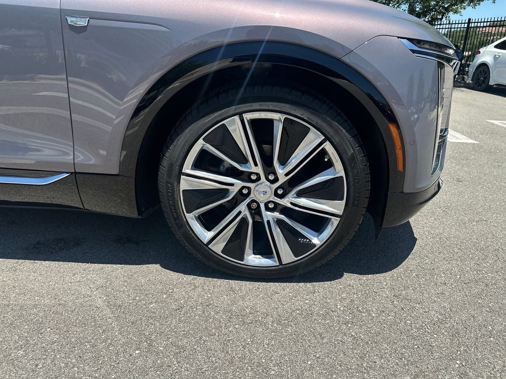 2025 Cadillac LYRIQ Luxury