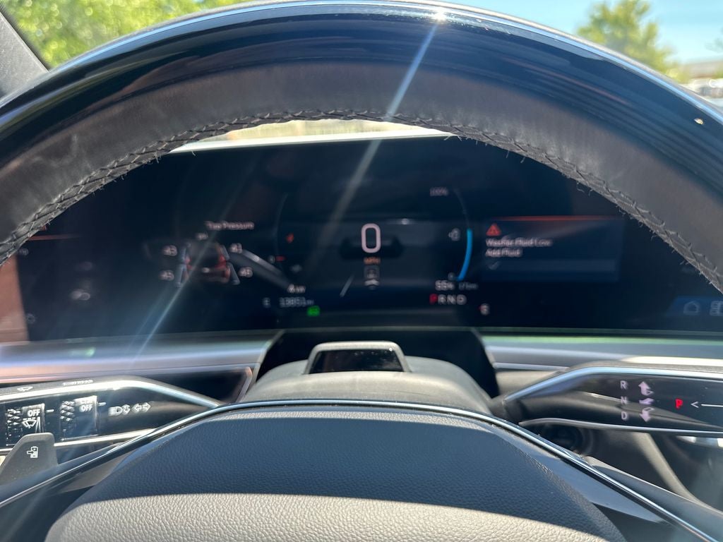 2025 Cadillac LYRIQ Luxury