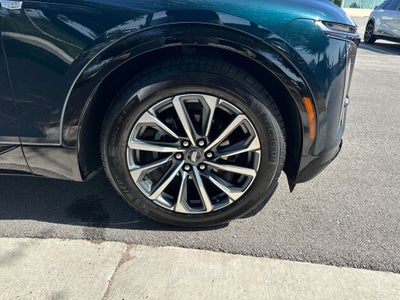 2024 Cadillac LYRIQ Sport