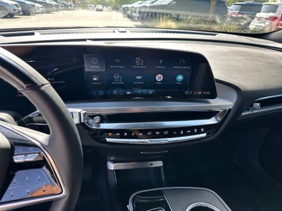 2024 Cadillac LYRIQ Sport