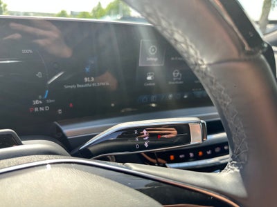 2024 Cadillac LYRIQ Sport