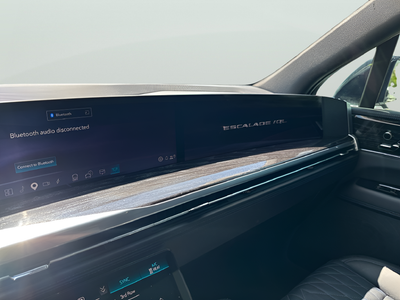 2026 Cadillac ESCALADE IQL Luxury
