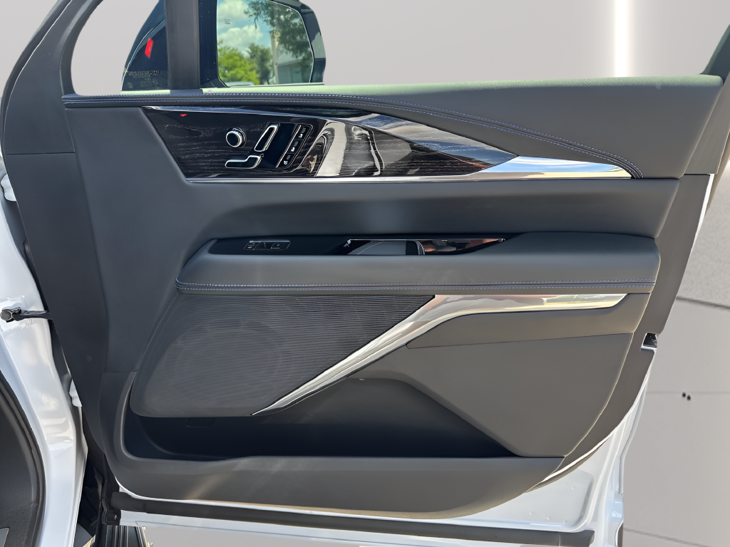 2026 Cadillac ESCALADE IQL Luxury
