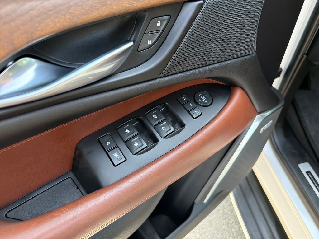 2020 Cadillac Escalade Premium Luxury