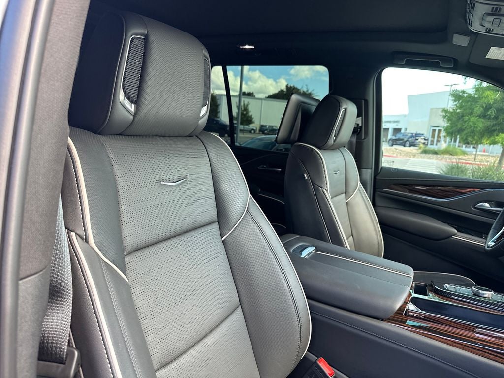 2024 Cadillac Escalade Premium Luxury