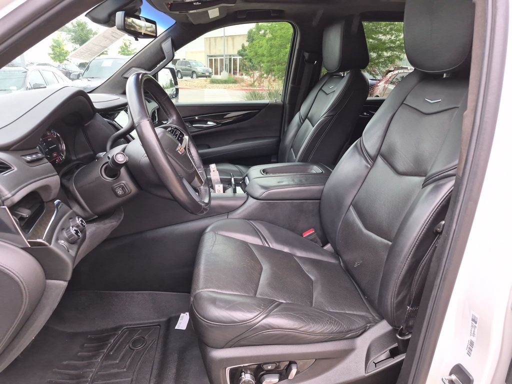 2018 Cadillac Escalade Platinum Edition