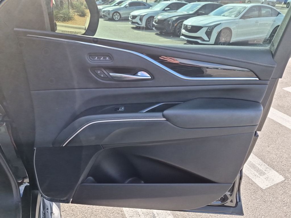 2024 Cadillac Escalade Sport