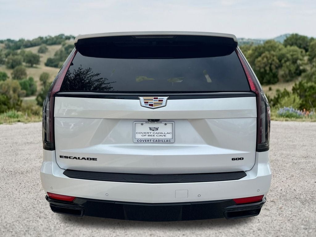 2022 Cadillac Escalade Sport