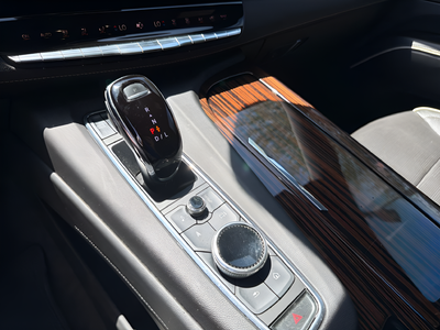 2022 Cadillac Escalade ESV Premium