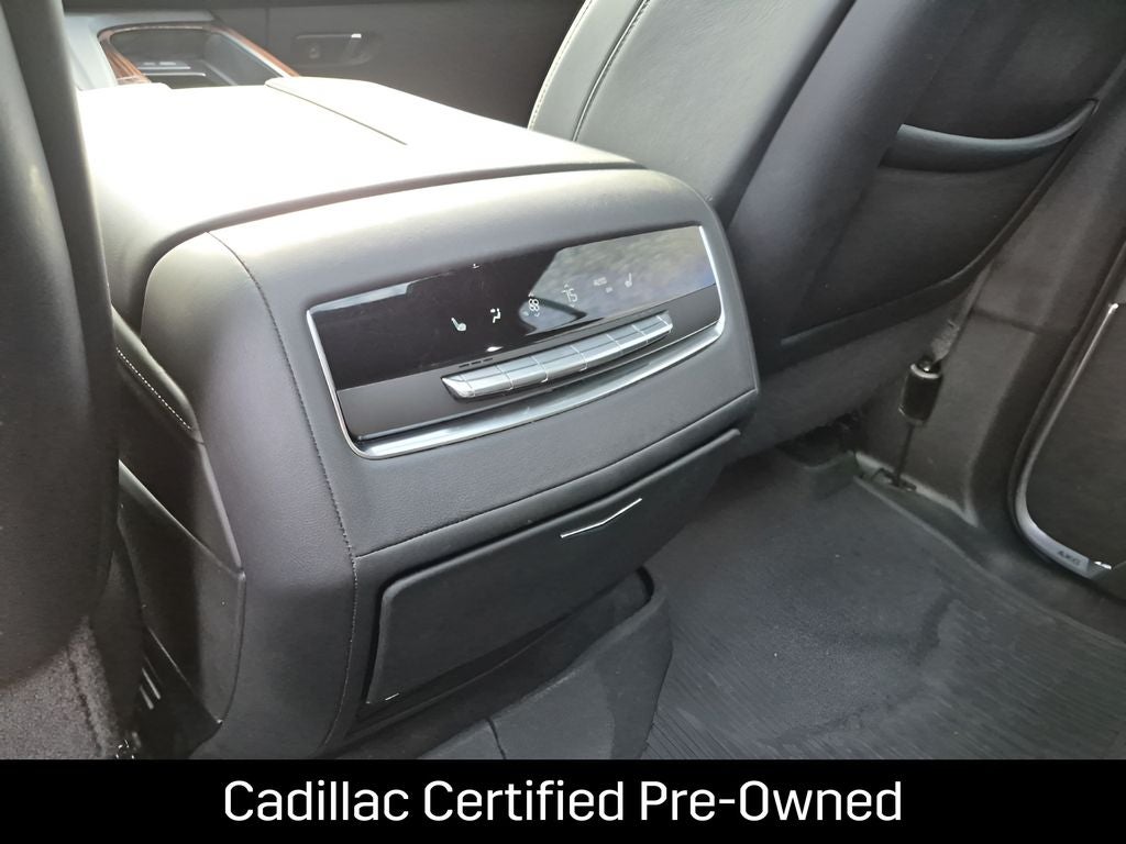 2024 Cadillac Escalade ESV Premium