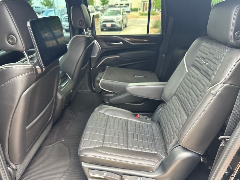 2023 Cadillac Escalade ESV Sport Platinum