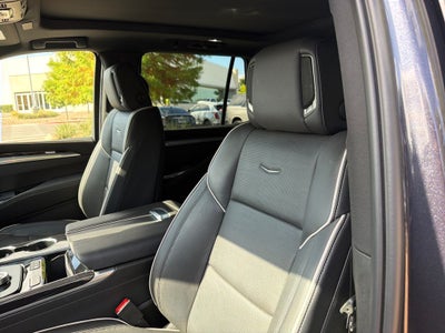 2025 Cadillac Escalade Sport