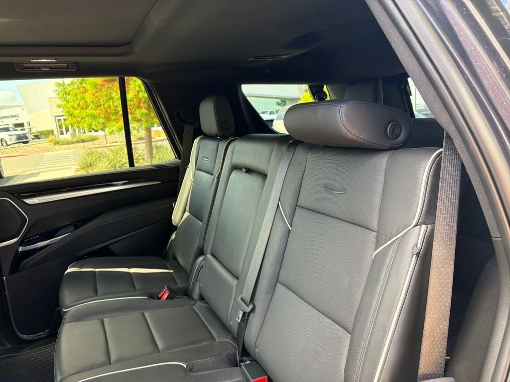 2025 Cadillac Escalade Sport