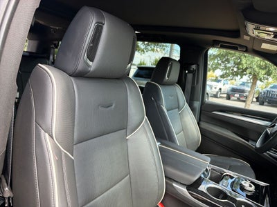 2025 Cadillac Escalade Sport