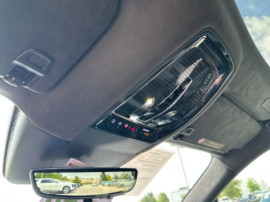 2025 Cadillac ESCALADE IQ Luxury 2