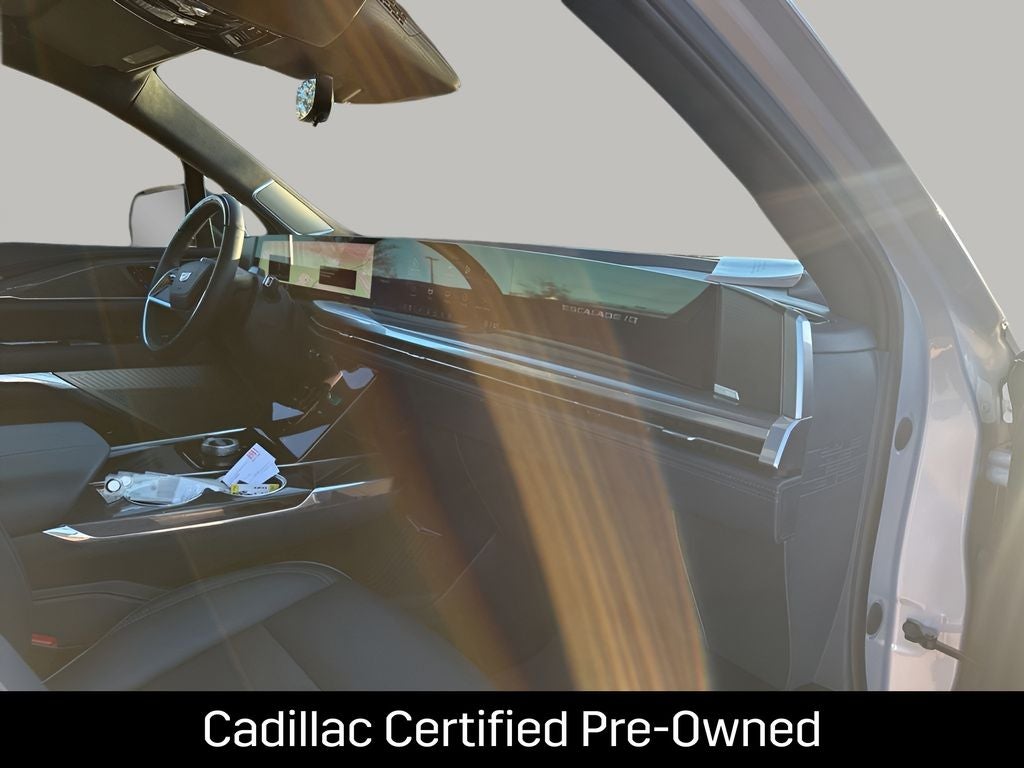 2025 Cadillac ESCALADE IQ Luxury 2
