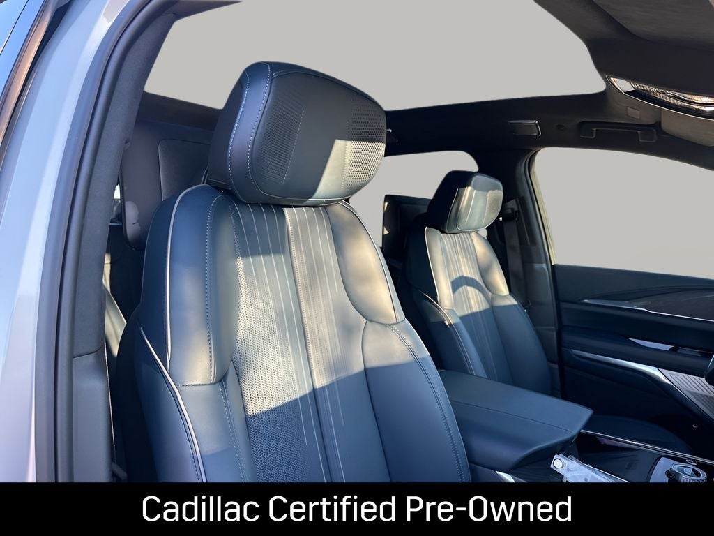 2025 Cadillac ESCALADE IQ Luxury 2