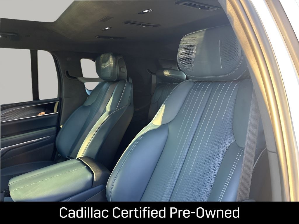2025 Cadillac ESCALADE IQ Luxury 2