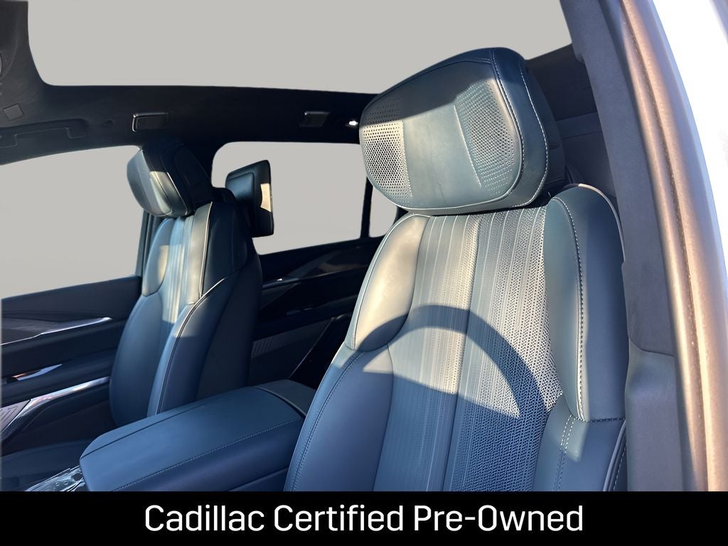 2025 Cadillac ESCALADE IQ Luxury 2