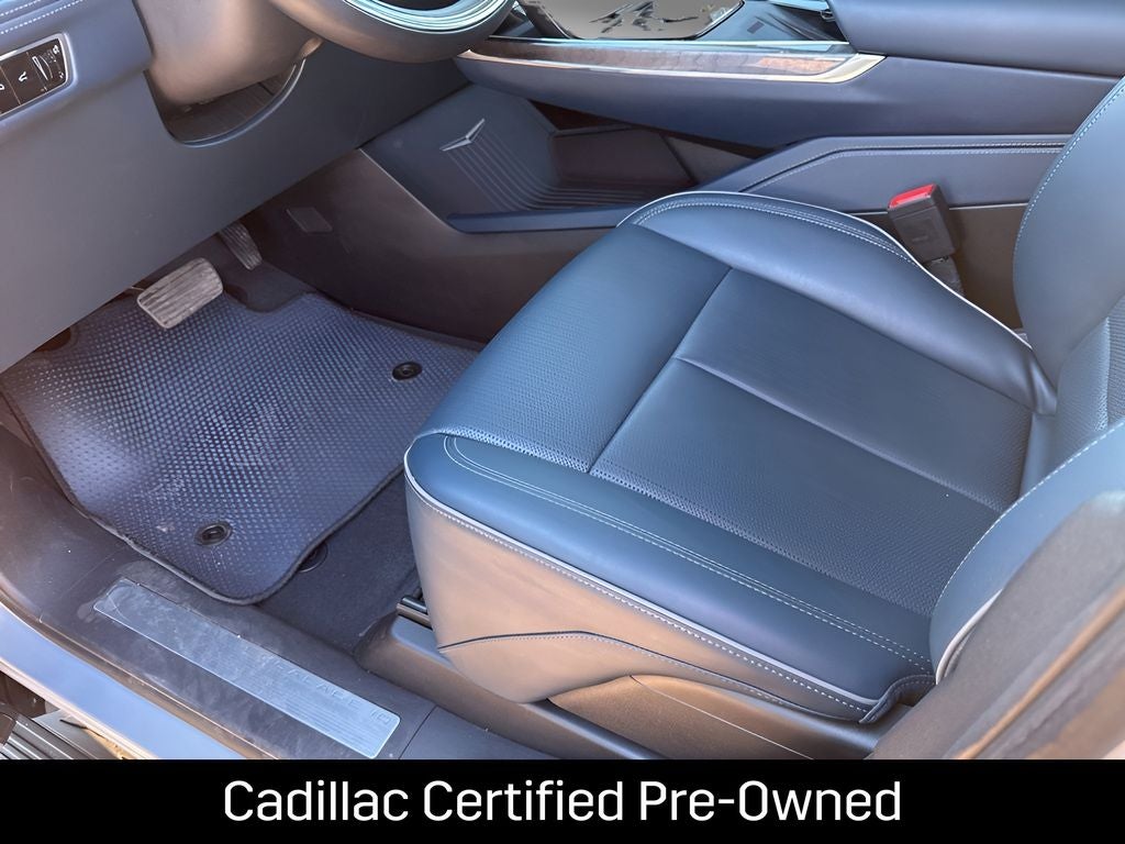 2025 Cadillac ESCALADE IQ Luxury 2