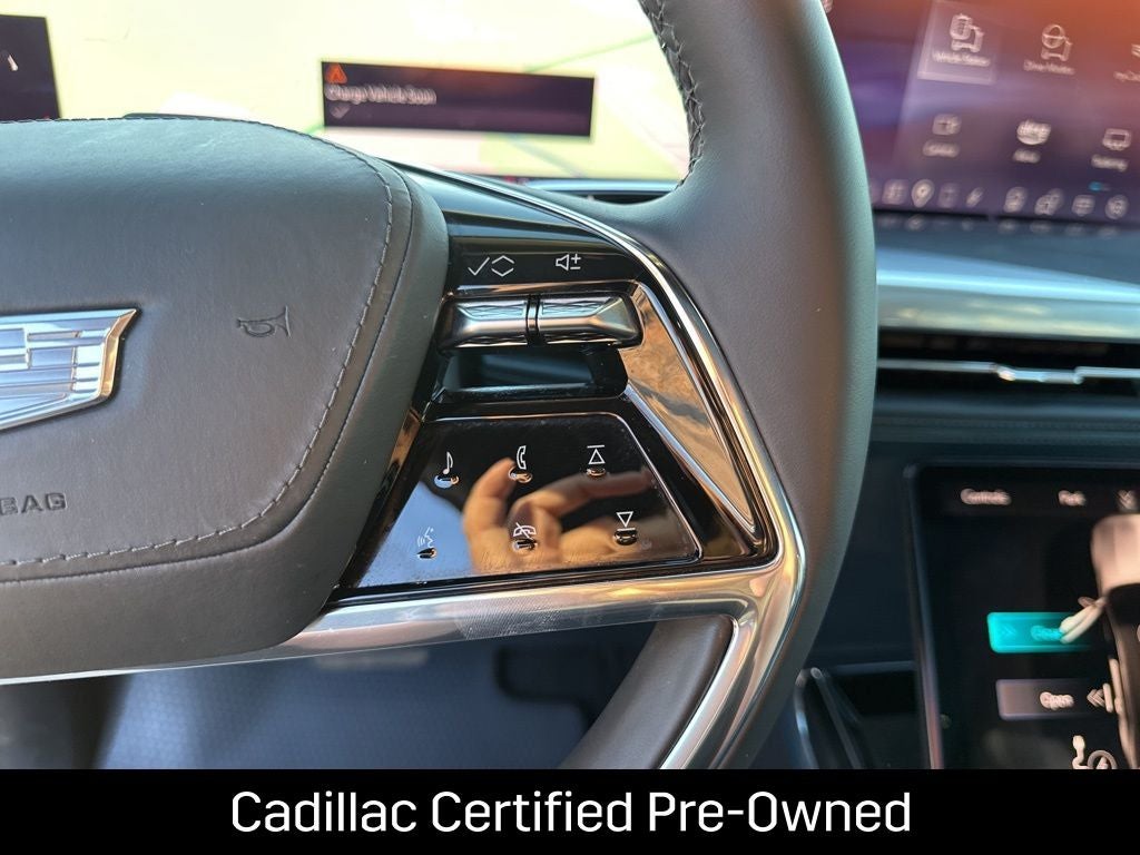 2025 Cadillac ESCALADE IQ Luxury 2