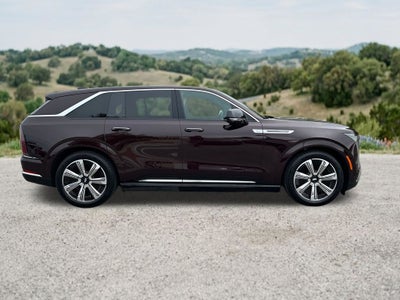 2025 Cadillac ESCALADE IQ Luxury 2