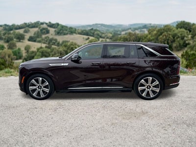 2025 Cadillac ESCALADE IQ Luxury 2