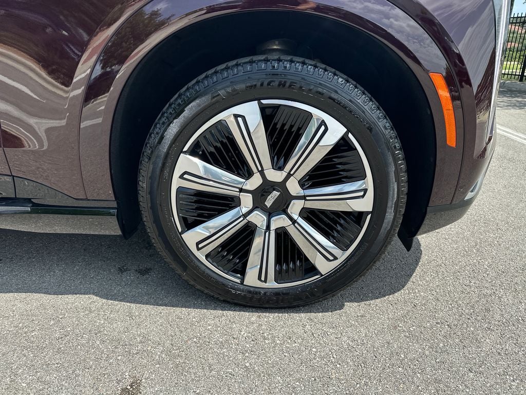 2025 Cadillac ESCALADE IQ Luxury 2
