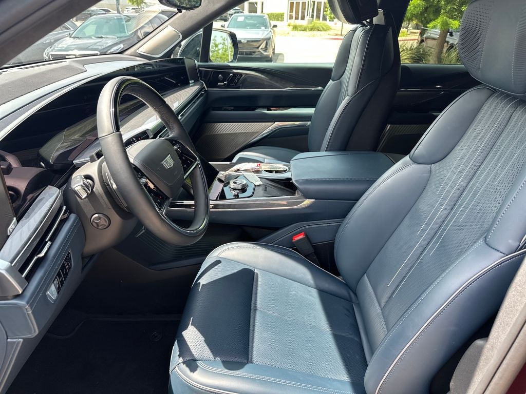 2025 Cadillac ESCALADE IQ Luxury 2