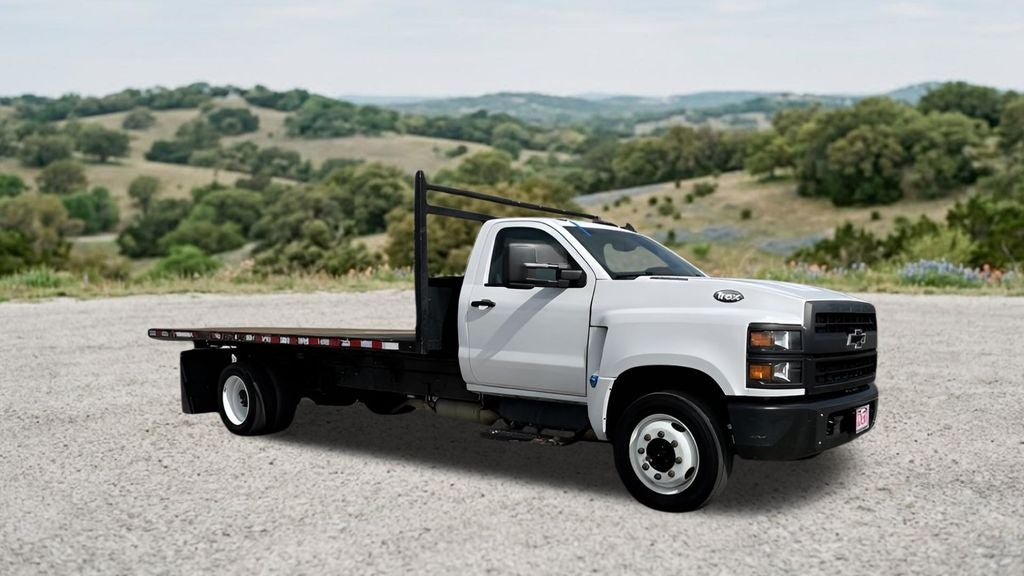 2022 Chevrolet Silverado 6500HD 1WT