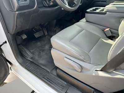 2022 Chevrolet Silverado 6500HD 1WT