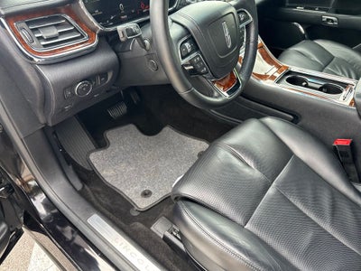 2019 Lincoln Continental Select