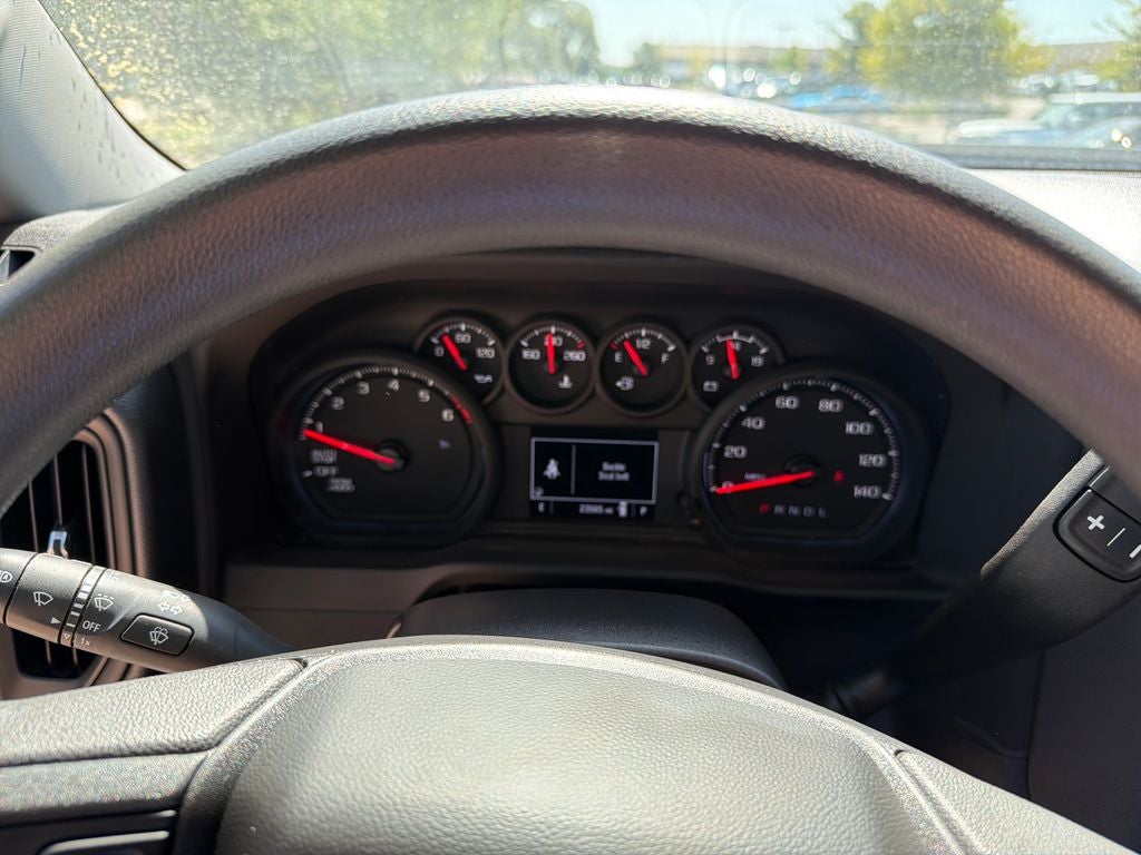 2025 Chevrolet Silverado 1500 Custom