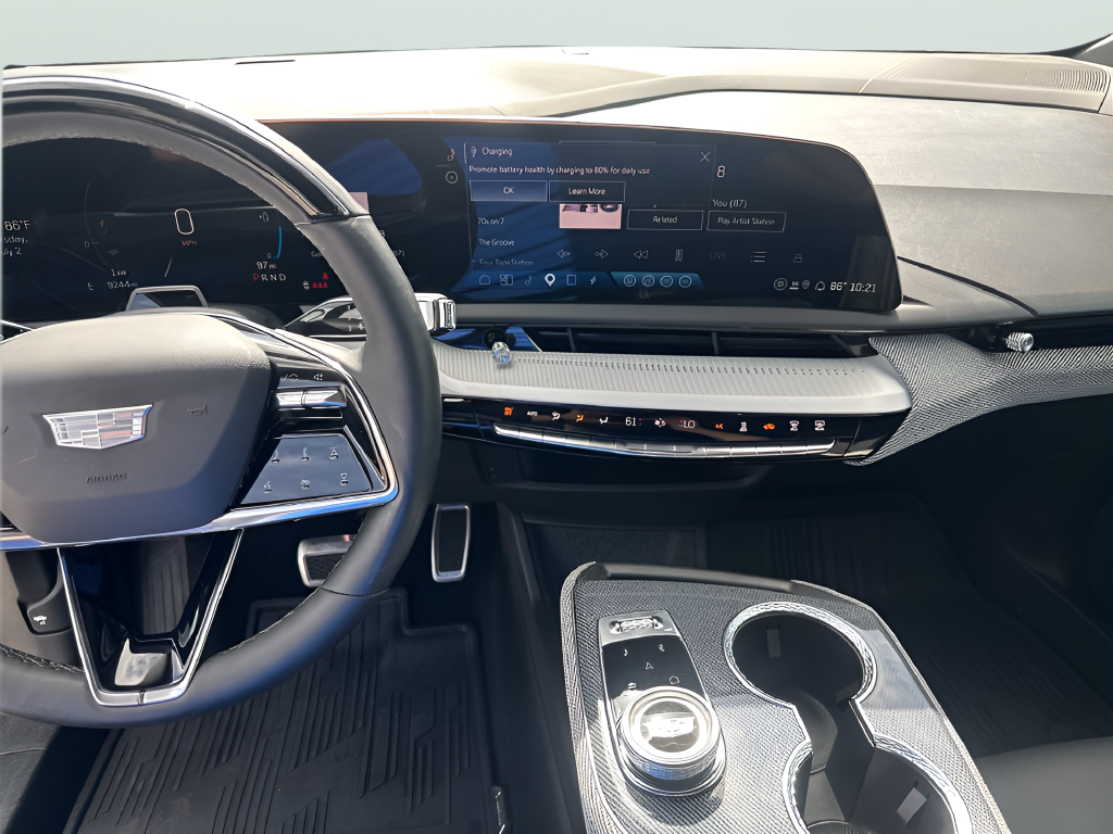 2025 Cadillac OPTIQ Luxury