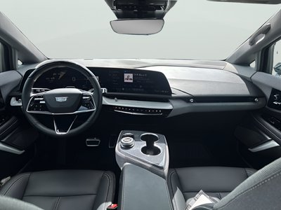 2025 Cadillac OPTIQ Luxury