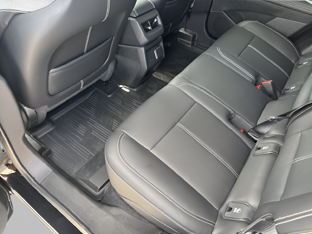 2025 Cadillac OPTIQ Luxury