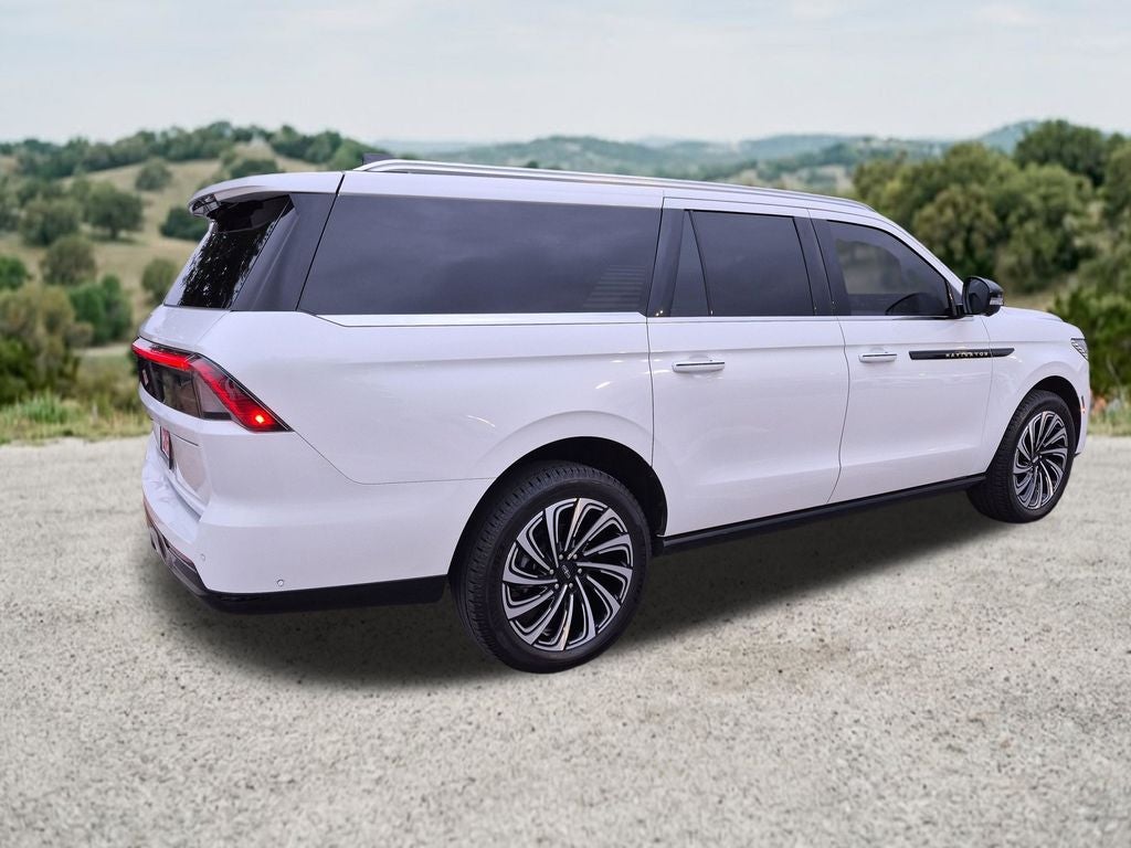 2025 Lincoln Navigator L Black Label